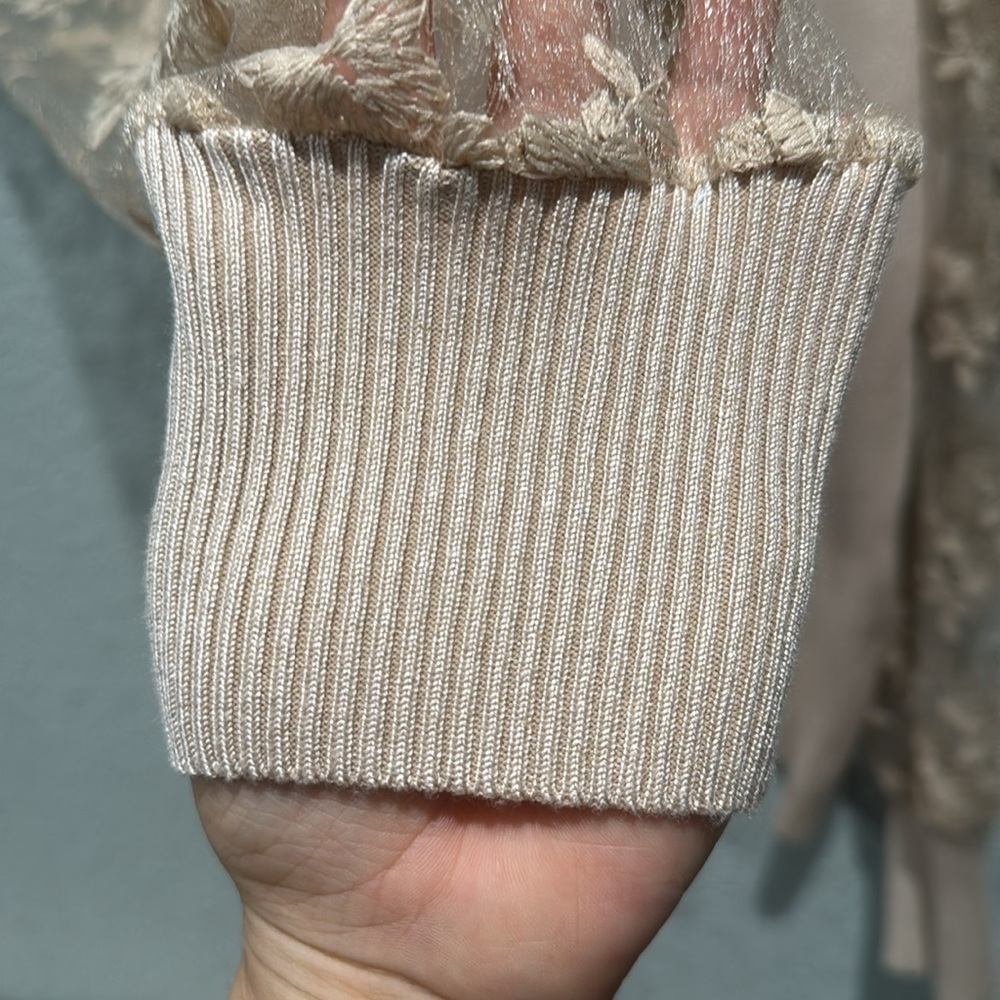 COCOBLEU Ribbed Cream Lace Top - Picture 5 of 7